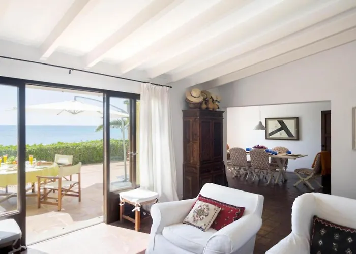 Casa Morant On The Promenade Mhm בית נופש *